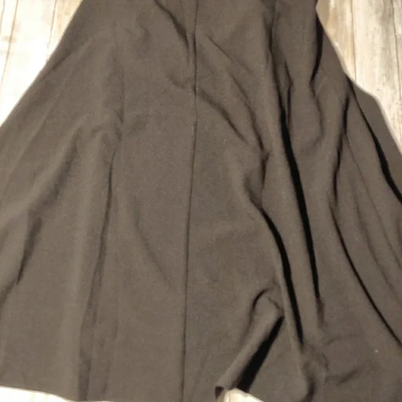 Nasty Gal sleeveless caped dress - Picture 4 of 6